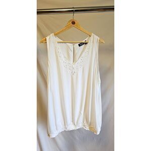 ANA White Sleeveless Blouse with Eyelet Neckline Women's Plus 2X